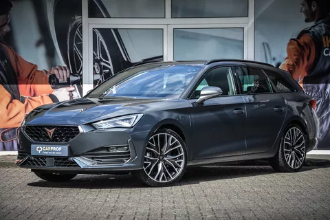 Cupra Leon Sportstourer 1.4 e-Hybrid 204pk DSG Matrix/Pano Cupra Leon Sportstourer 1.4 e-Hybrid 204pk DSG Matrix/Pano
